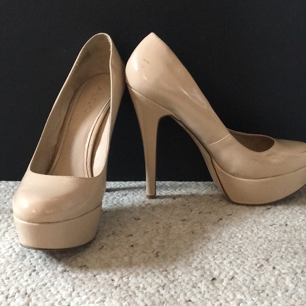 Aldo nude heels